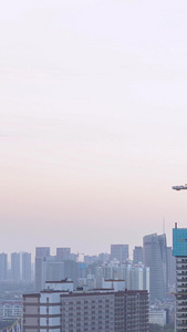 日转夜延时摄影6k素材城市夜景灯光晚霞街景城市街景视频