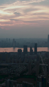 日落城市天际线都市风光延时视频摩天大楼视频