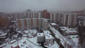 冬季莫斯科俄罗斯的豪华公寓房空中观察29秒视频