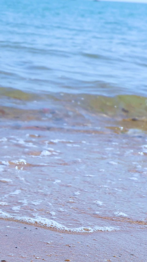 多角度拍摄沙滩海浪拍打沙滩合集38秒视频