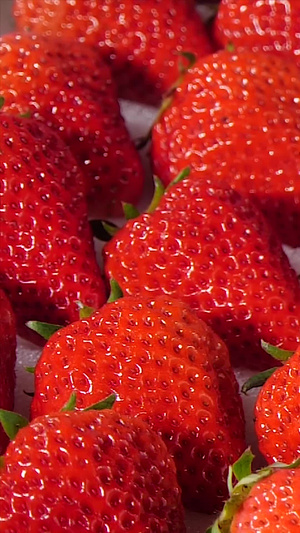 丹东草莓新鲜草莓41秒视频