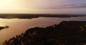 德克萨斯莱维斯维尔湖的空中录像19秒视频