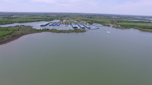 德克萨斯射线浴袍湖的空中录像视频