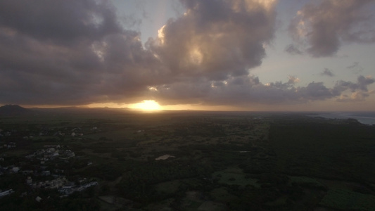 Mauritius岛空中观测时日落视频