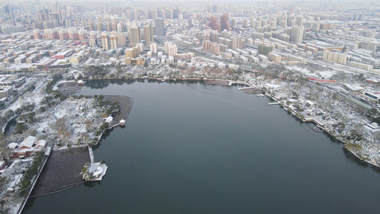 航拍济南城市冬天雪景视频