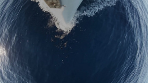 在海上航行的船前视角12秒视频