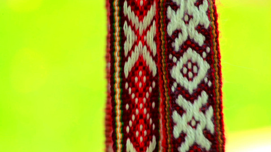 红丝带装饰白色斯拉夫式视频