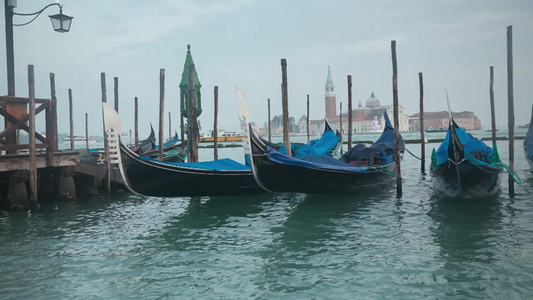 意大利威尼斯圣马尔科广场码头船视频