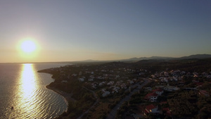 海边和海岸线的日落海景22秒视频