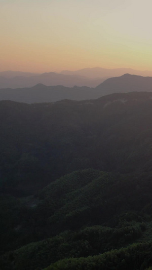 航拍5A安徽天柱山景区日落视频旅游景点43秒视频