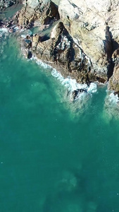 惠州海龟湾海浪礁石航拍惠州旅游视频