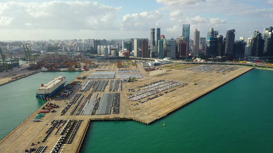 新加坡港的集装箱码头视频
