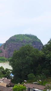 5A风景区龙虎山丹霞地貌沿河航拍世界遗产视频