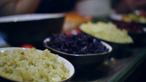 布尔格菜亚洲减肥食品健康的素食熟食11秒视频