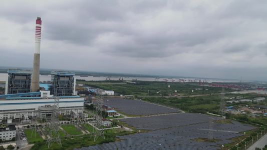 城市工业生产工厂厂房航拍视频