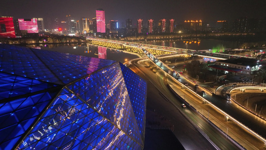 夜景航拍沈阳盛京大剧院视频