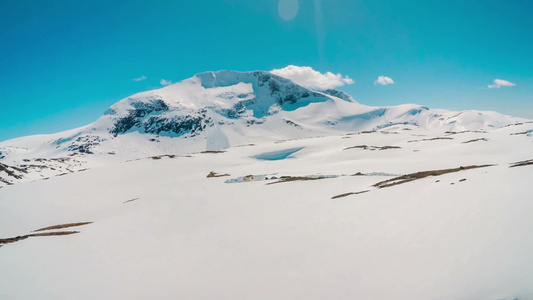 雪山上的山地公路视频