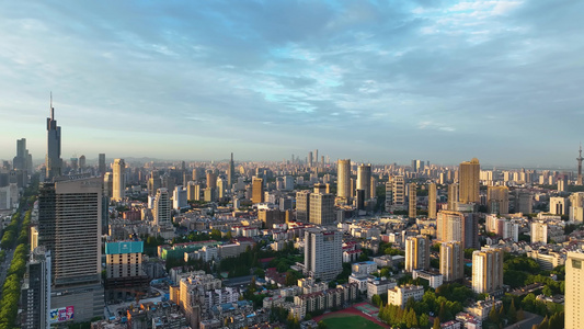 航拍日出时分的南京城市风光视频