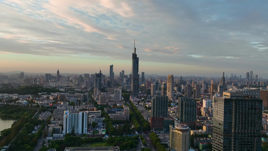 航拍日出时分的南京城市风光视频