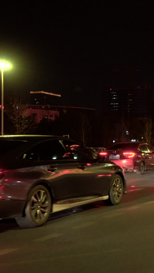 实拍杭州城市夜景车流第一视角行车视角32秒视频