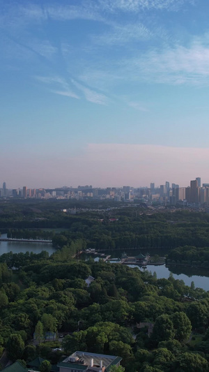 航拍湖北5A级地标名胜东湖风景区湖景风光素材城市素材55秒视频