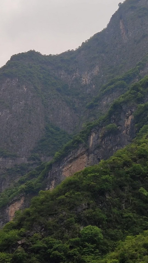 实拍巫山小三峡之倒睡美人峰观音座猪八戒拜观音悬棺三峡平湖81秒视频