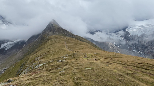 Obergurgl高山是OztztalalpsAustria视频