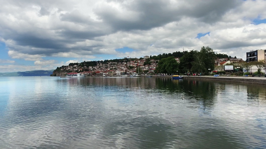奥赫里德市和奥赫里德湖在一个美丽的夏日马塞多尼亚共和国视频