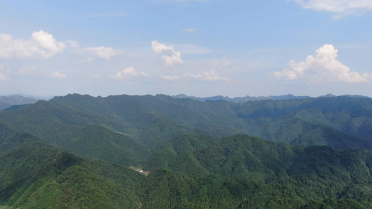 航拍自然风光大山森林植被视频