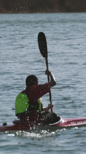 体育运动水上皮划艇水上运动113秒视频
