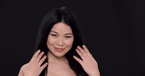 性感性感的亚洲女人有美丽美容和完美的皮肤视频