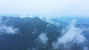 4K航拍宏伟大气自然气候变化群山之巅云雾缭绕仙境46秒视频