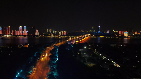 航拍城市道路桥梁交通车流夜景视频