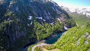 空中航拍自然风景32秒视频