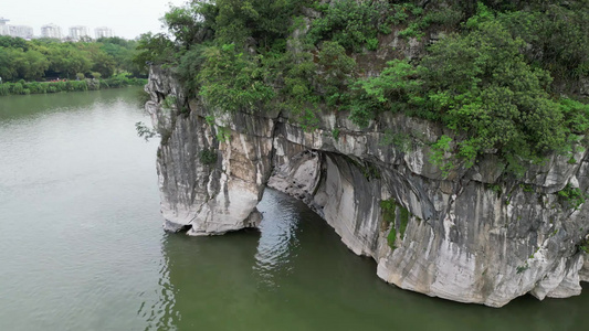 广西桂林象鼻山5A景区航拍视频