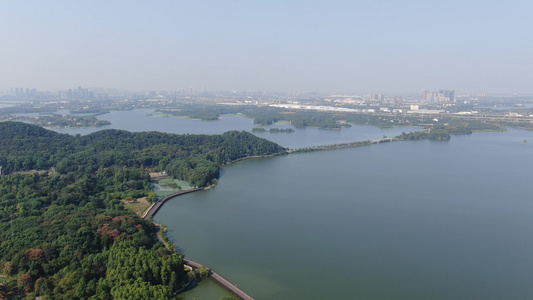 航拍湖北武汉东湖景区视频