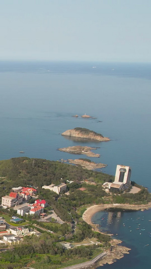 航拍威海北山咀海岛海岸线城市风光山东旅游61秒视频