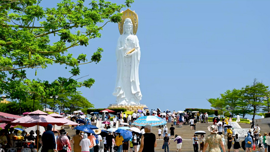 海南三亚南山旅游区南海观音五一游客人流延时视频