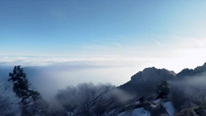 泰山山顶冬天雪天云海3秒视频