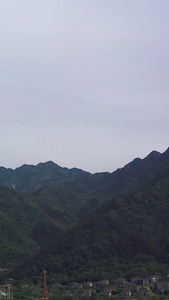 秦岭空镜航拍蓝天白云视频