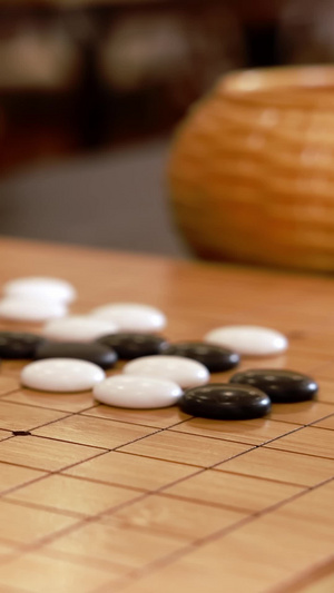 学生和老师下围棋教师节19秒视频