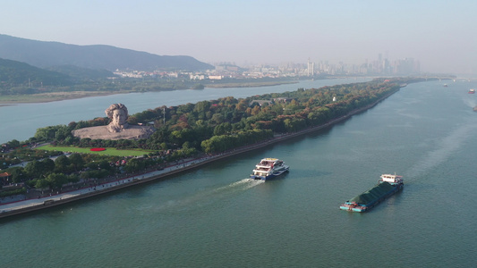 长沙毛泽东橘子洲头视频