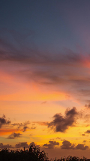 唯美丽夕阳满天红霞延时视频风光风景16秒视频