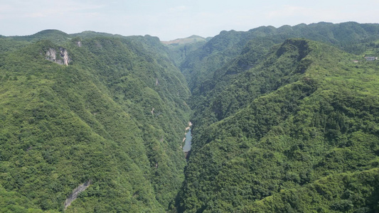 航拍大自然青山山谷风景 视频