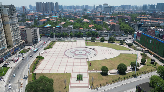 航拍湖北孝感市人民广场视频