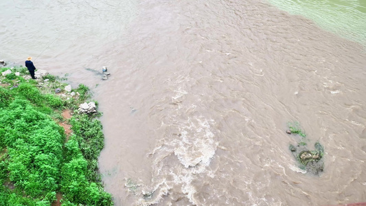 河流夏季洪水强降雨地质灾害山洪咆哮抗洪救险视频