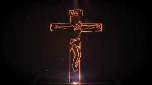 耶稣基督的十字架上画着黑色背景的金色光芒25秒视频