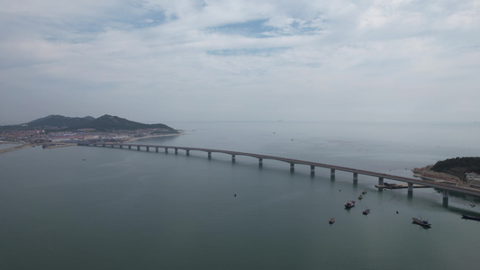 海上唯美大桥交通长岛南北岛航拍 视频