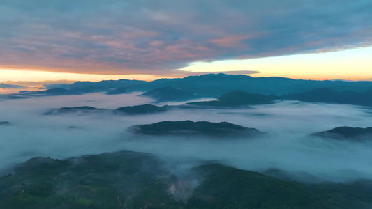 唯美禅意云雾山景视频