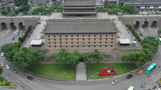 西安城墙东门航拍视频